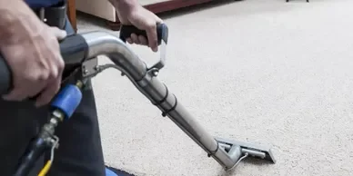 carpet-cleaning-spray-extraction